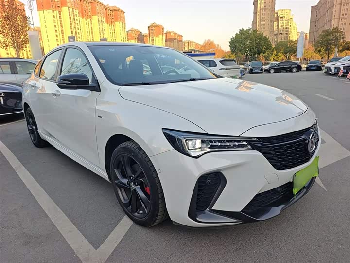 Фото 4 - Buick Verano