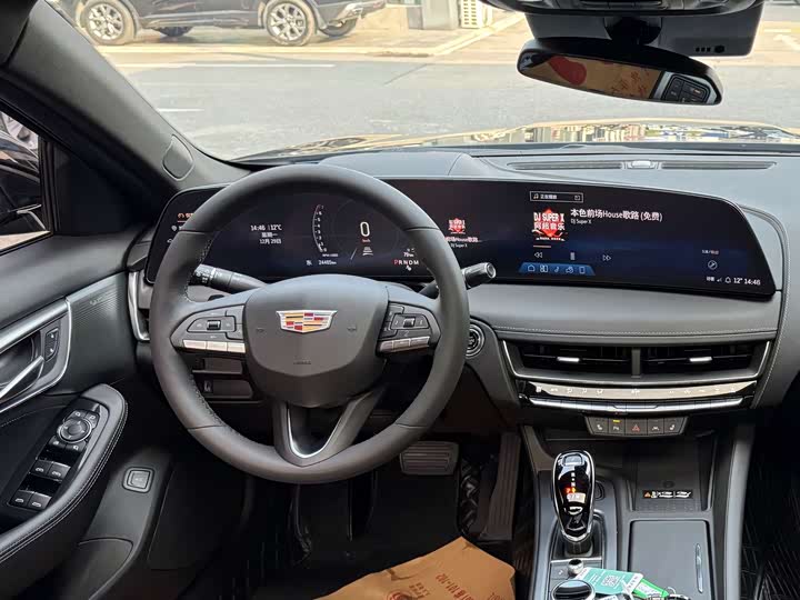 Фото 4 - Cadillac CT5