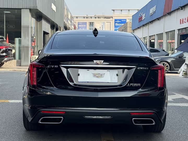 Фото 9 - Cadillac CT5