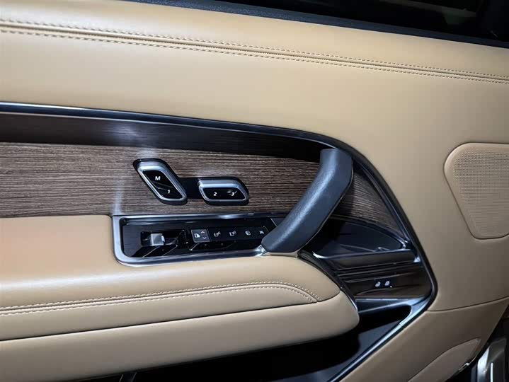 Фото 8 - Land Rover Range Rover