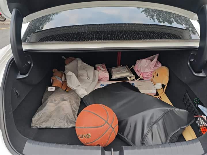 Фото 4 - Xiaomi SU7