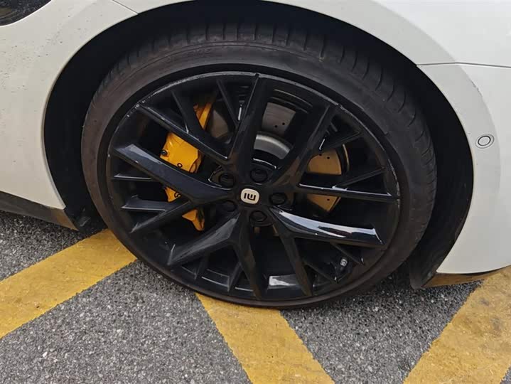 Фото 6 - Xiaomi SU7