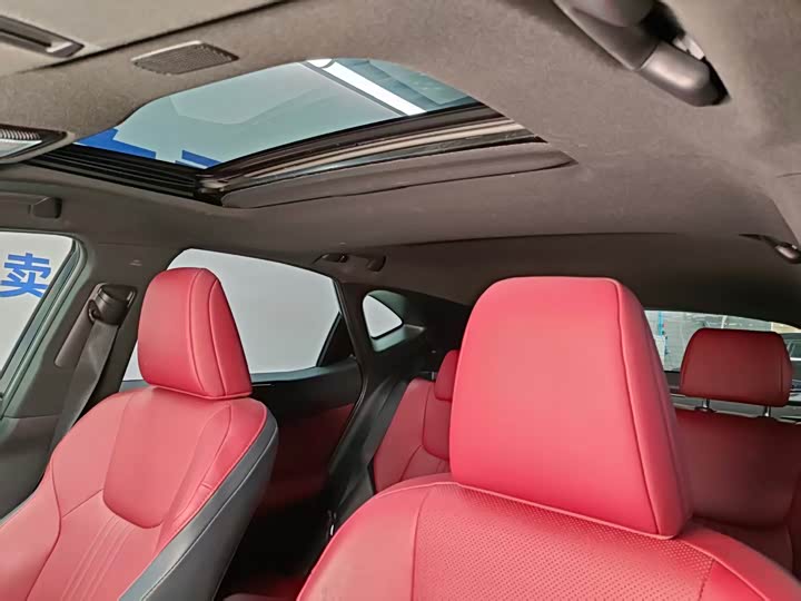 Фото 6 - Lexus NX