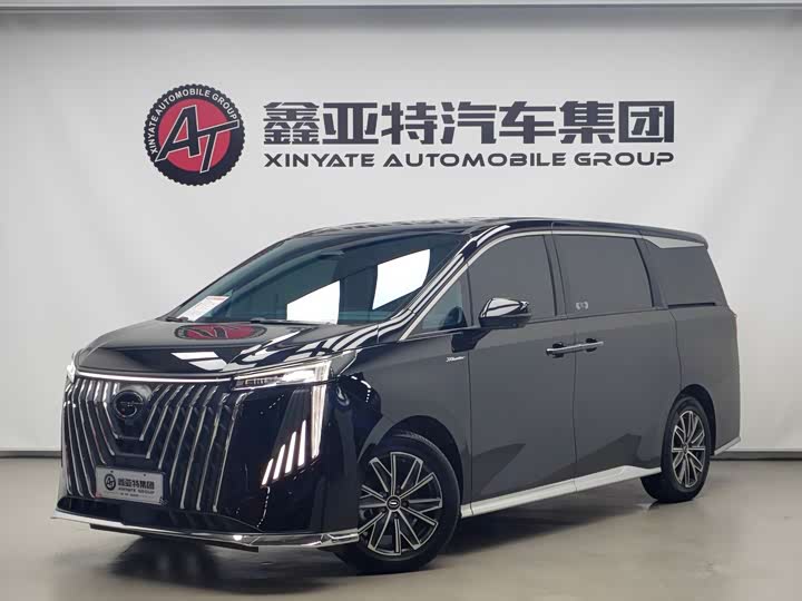 Фото 1 - GAC Trumpchi M8