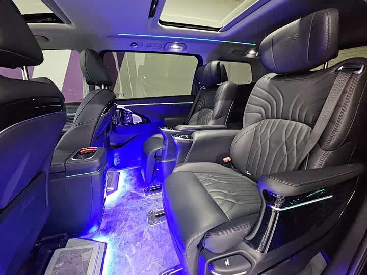 Фото 8 - GAC Trumpchi M8