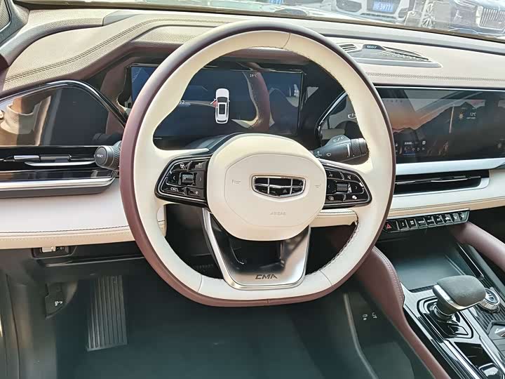 Фото 4 - Geely Monjaro