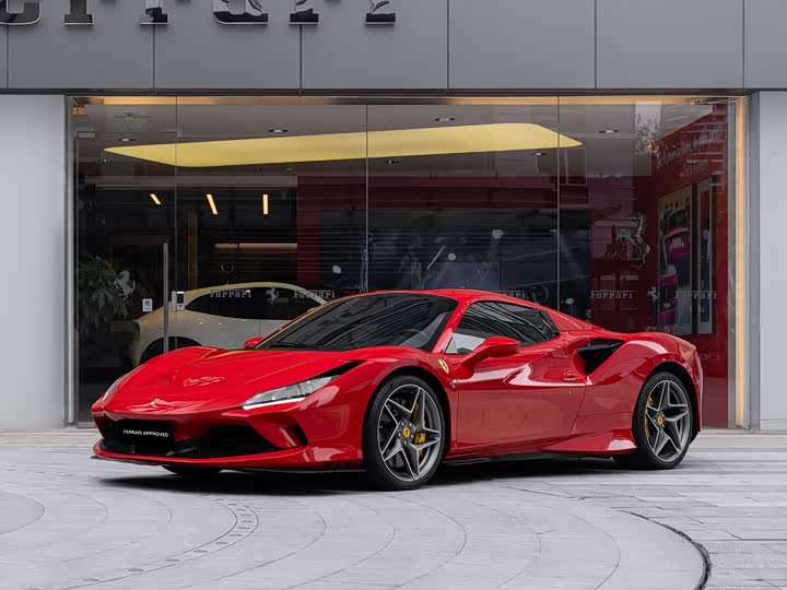 Фото 1 - Ferrari F8