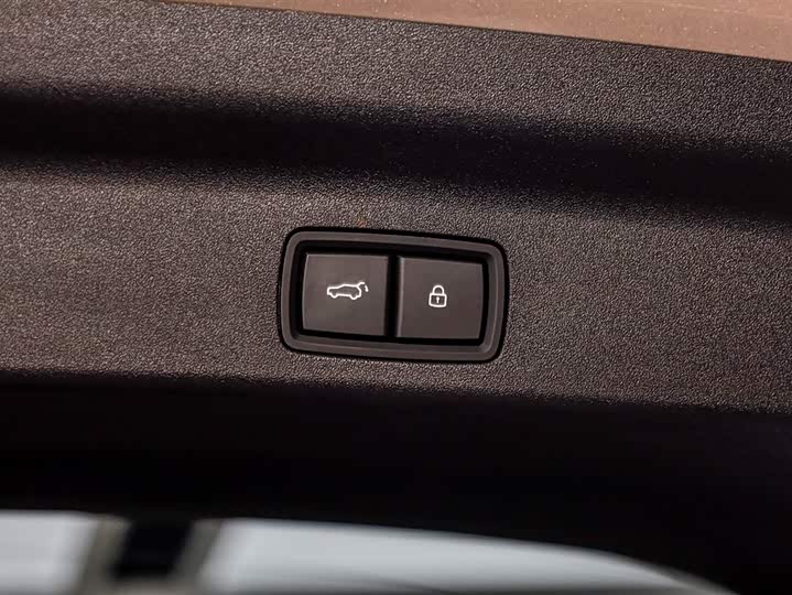 Фото 2 - LiXiang L8