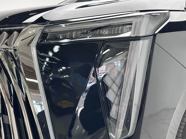 Фото 2 - GAC Trumpchi M8