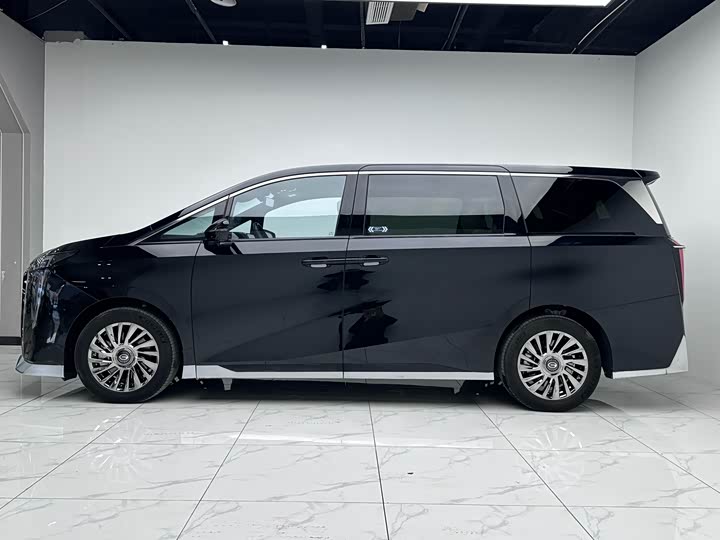 Фото 5 - GAC Trumpchi M8