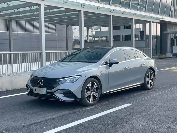 Фото 1 - Mercedes-Benz EQE