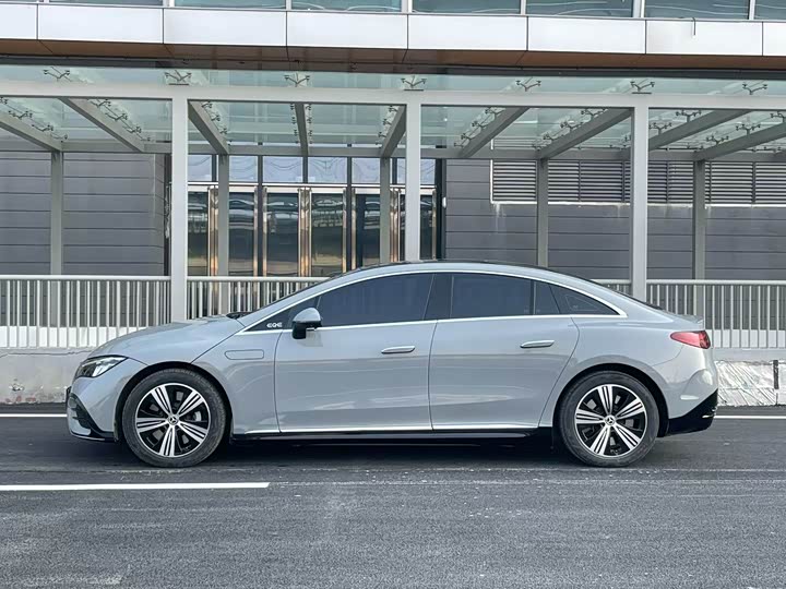 Фото 3 - Mercedes-Benz EQE