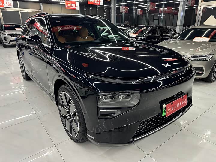 Фото 3 - XPeng G9