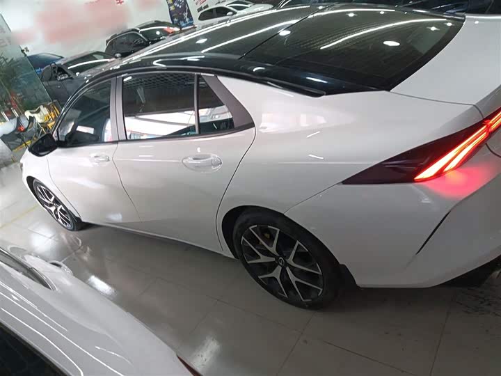 Фото 5 - GAC Trumpchi Empow R