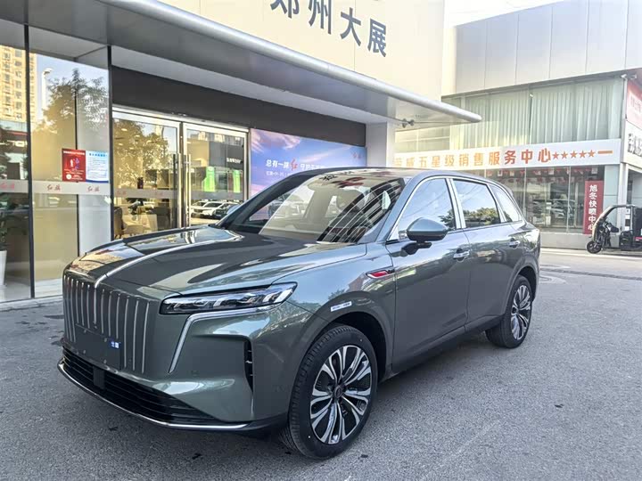 Фото 1 - Hongqi HS6 Hybrid