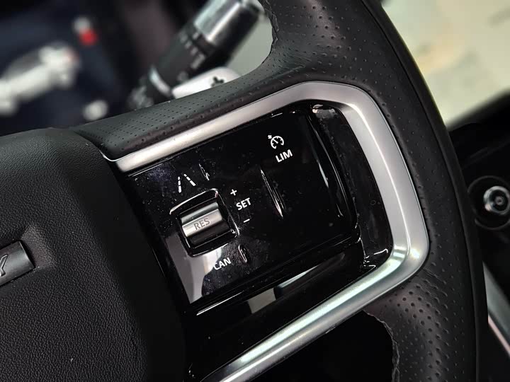 Фото 5 - Land Rover Discovery Sport