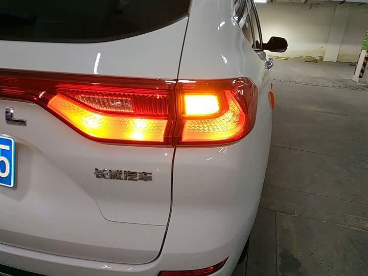 Фото 8 - Haval M6