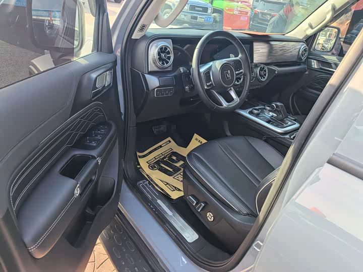 Фото 7 - Tank 300