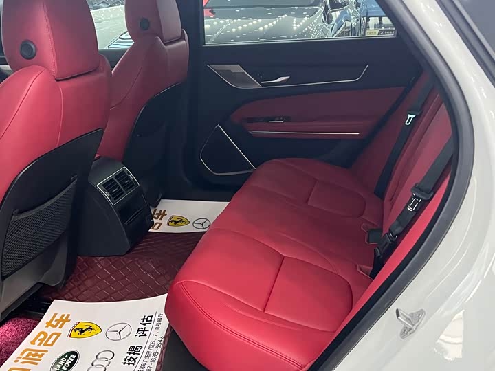 Фото 8 - Jaguar XF L