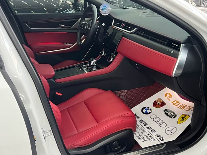 Фото 9 - Jaguar XF L