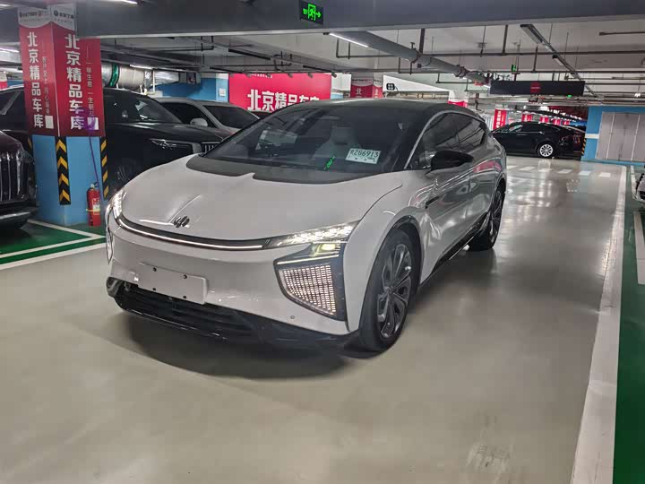 Фото 1 - HiPhi X