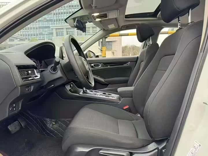 Фото 4 - Honda Civic