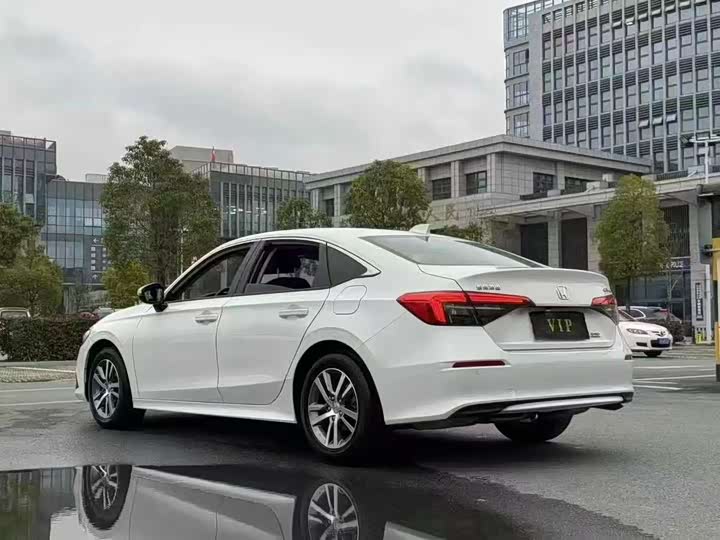 Фото 7 - Honda Civic