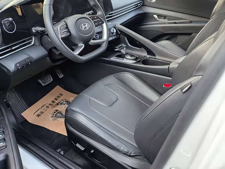 Фото 4 - Hyundai Elantra N line