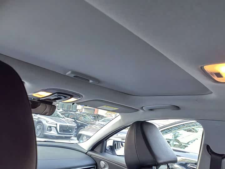 Фото 6 - Hyundai Elantra N line