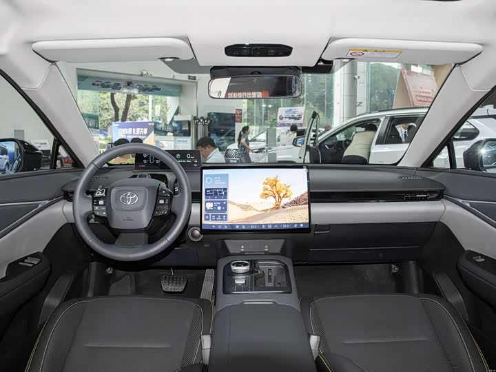 Фото 5 - Toyota bZ5