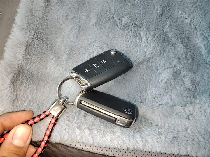 Фото 9 - Volkswagen Tiguan X