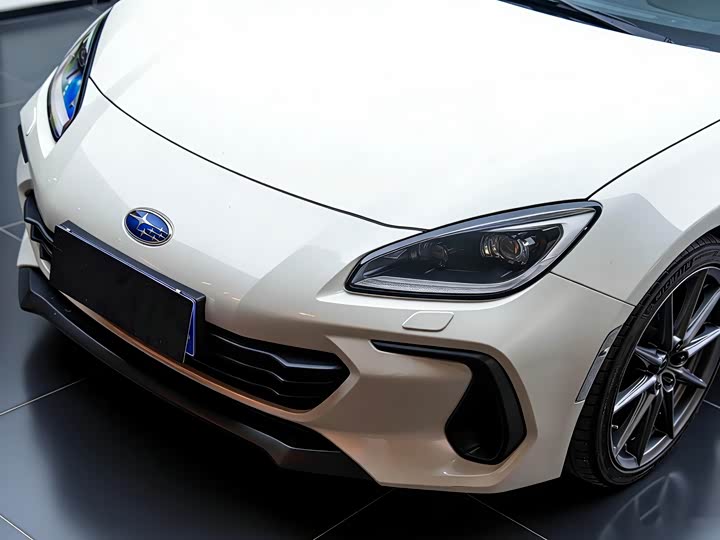 Фото 9 - Subaru BRZ