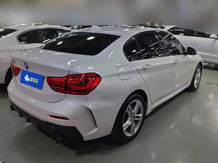 Фото 3 - BMW 1 Series