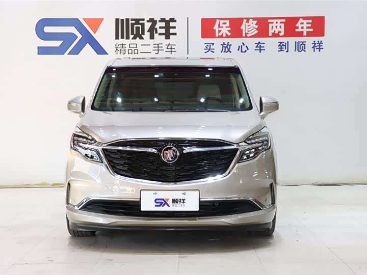 Фото 2 - Buick GL8 ES