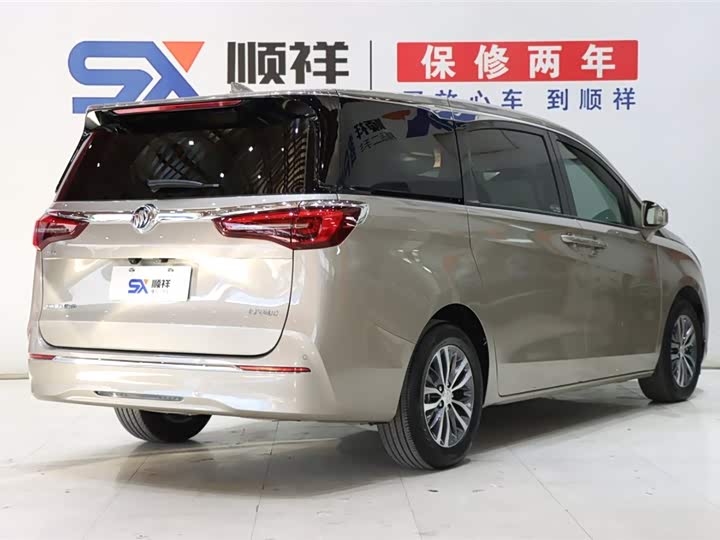 Фото 4 - Buick GL8 ES