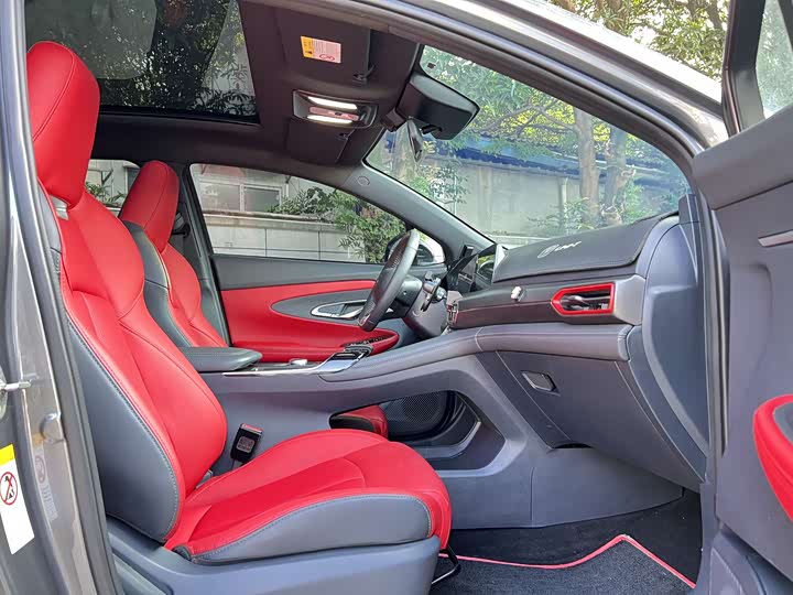 Фото 8 - Changan UNI-T