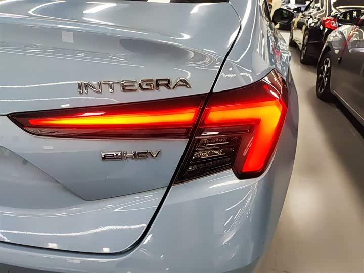 Фото 8 - Honda Integra