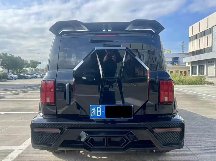 Фото 8 - Tank 300