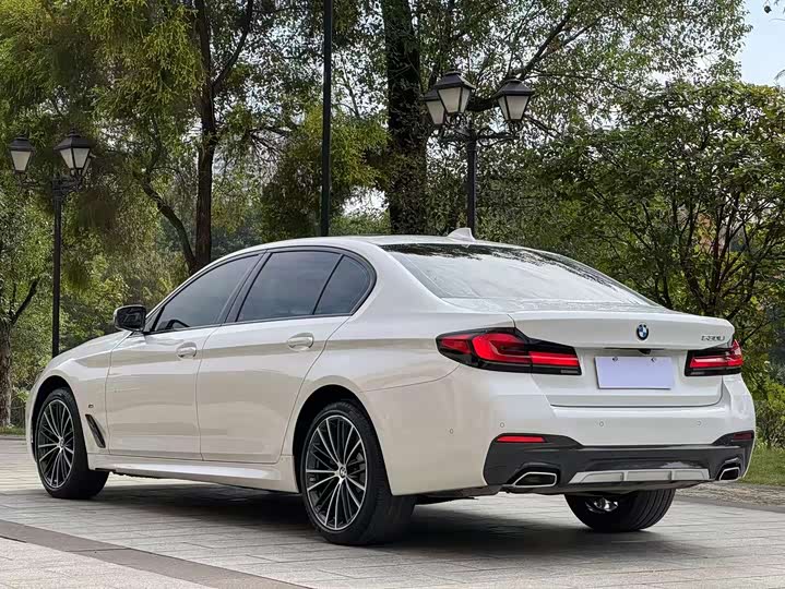 Фото 4 - BMW 5 Series