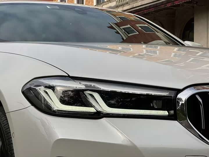 Фото 8 - BMW 5 Series