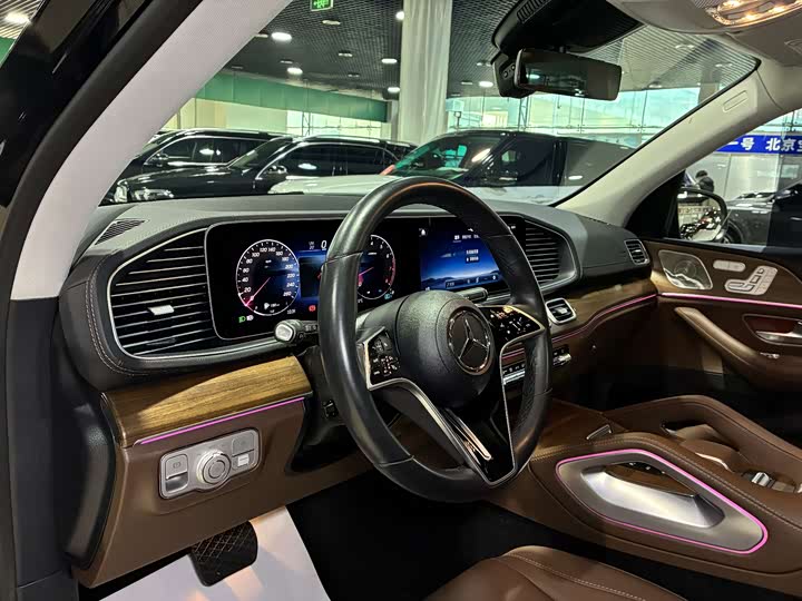 Фото 4 - Mercedes-Benz GLE-Class