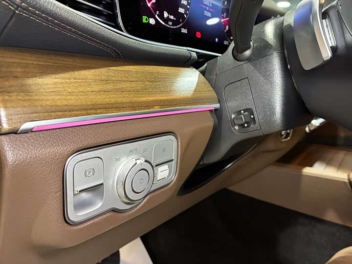 Фото 7 - Mercedes-Benz GLE-Class