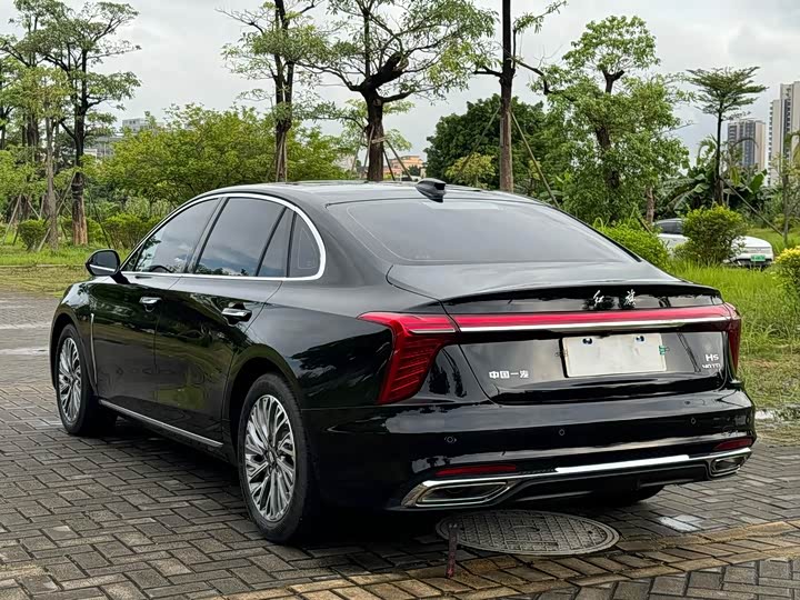 Фото 4 - Hongqi H5