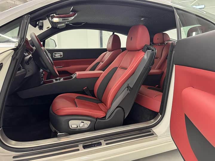 Фото 3 - Rolls-Royce Wraith