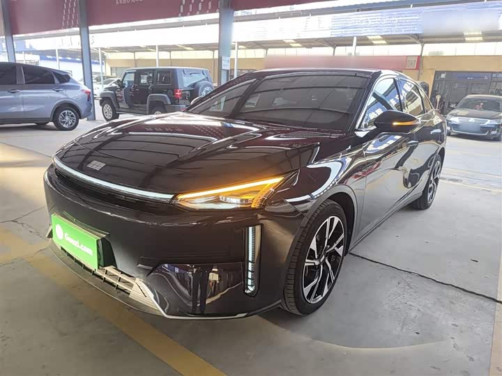 Фото 2 - Geely Galaxy L6