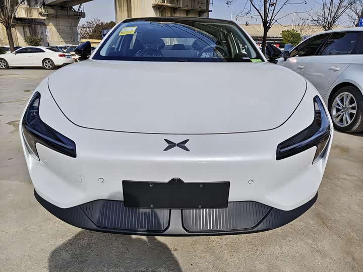 Фото 2 - XPeng Mona M03