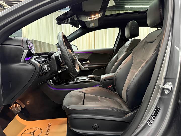 Фото 8 - Mercedes-Benz A-Class