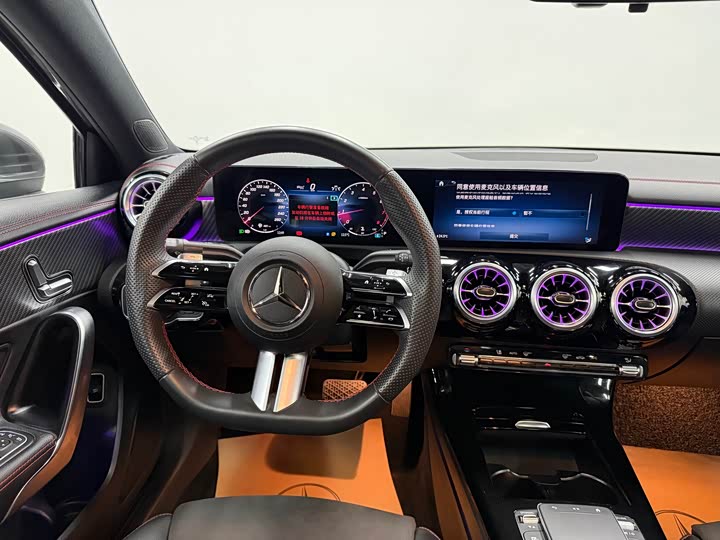 Фото 9 - Mercedes-Benz A-Class