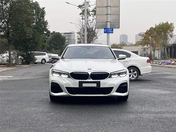 Фото 3 - BMW 3 Series