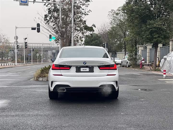 Фото 4 - BMW 3 Series